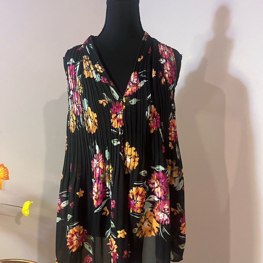 Ninety Black Floral Pleated Blouse